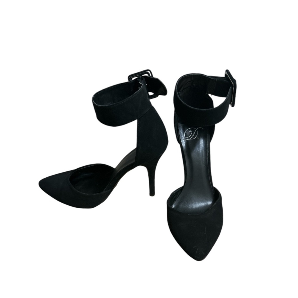 Sully’s • D'Orsay Heel